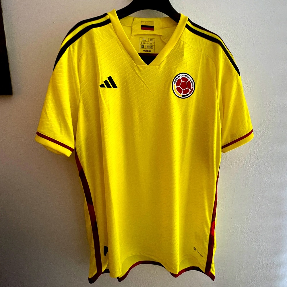 Team Colombia Soccer Jersey yellow size 2XL authentic adidas